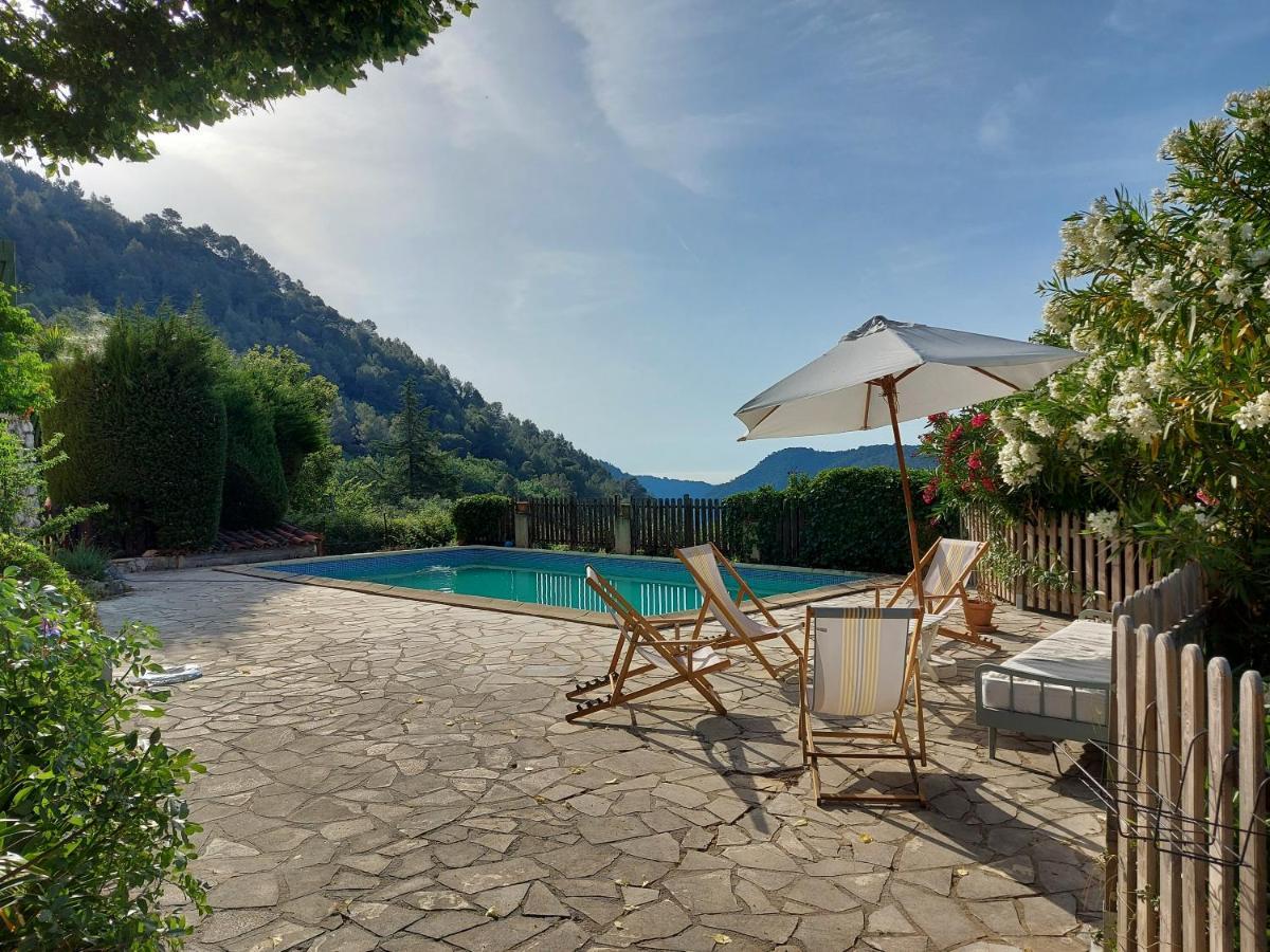 Maison A La Campagne Avec Spa Et Piscine トゥレット・シュル・ルー エクステリア 写真